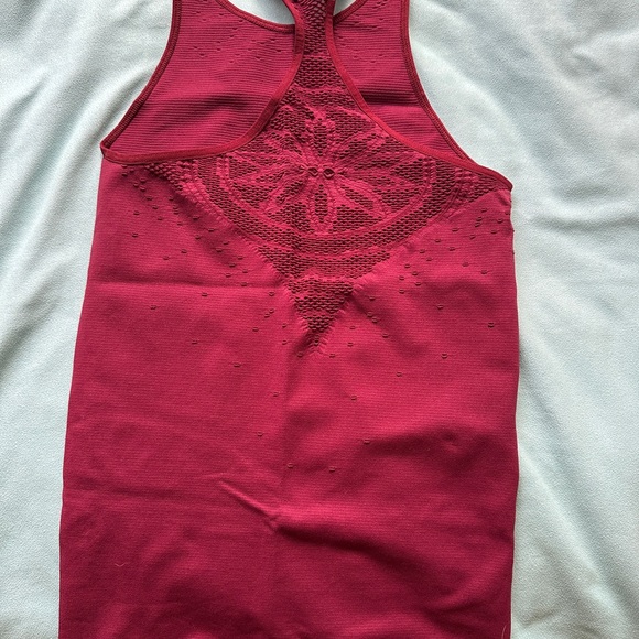 FP movement Burgundy Racerback Tank Top size s - Picture 3 of 3
